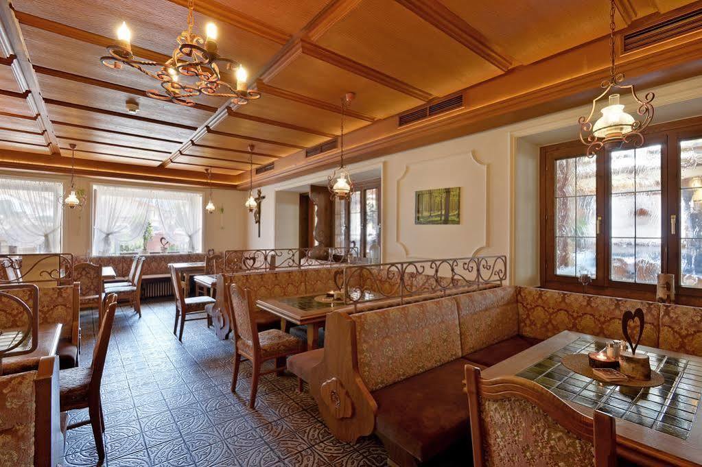 Hotel Restaurant Gradlwirt Niederndorf  المظهر الخارجي الصورة