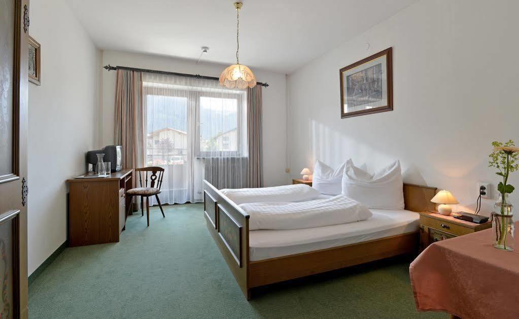 Hotel Restaurant Gradlwirt Niederndorf  المظهر الخارجي الصورة