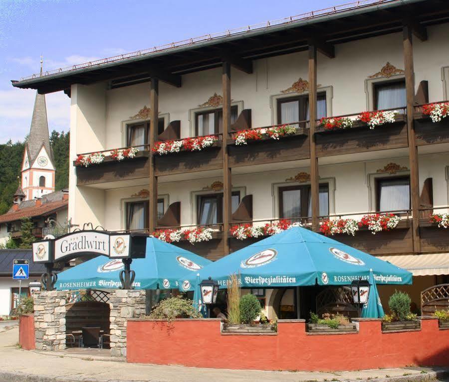 Hotel Restaurant Gradlwirt Niederndorf  المظهر الخارجي الصورة