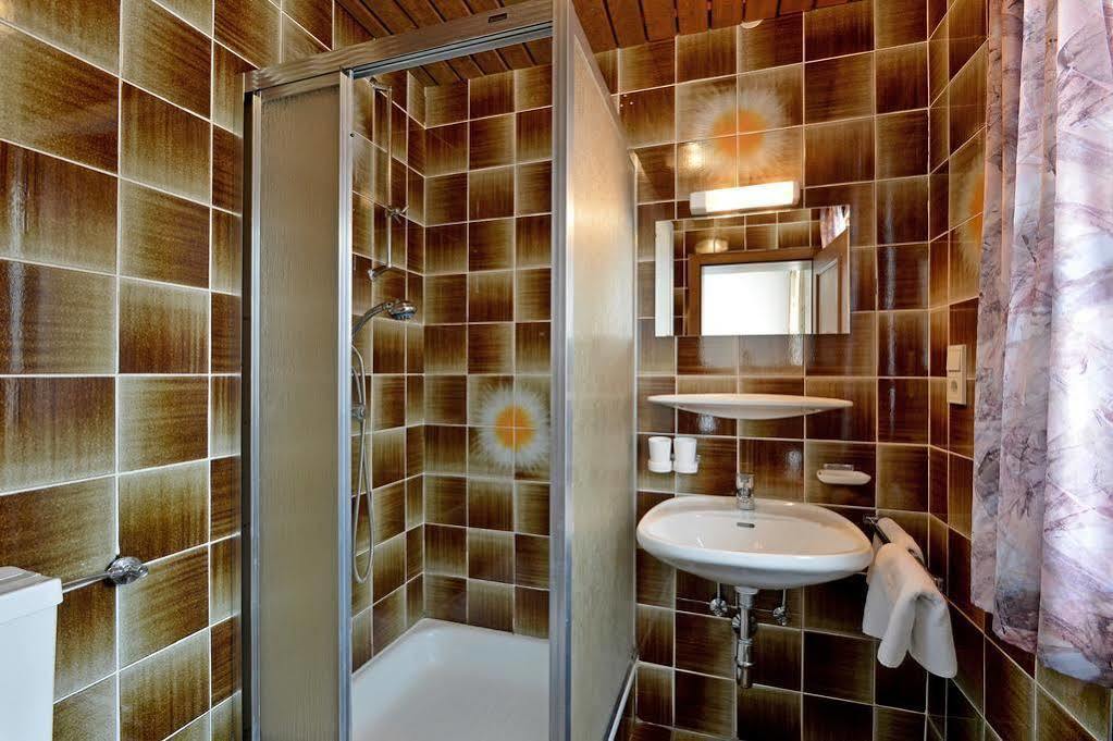 Hotel Restaurant Gradlwirt Niederndorf  المظهر الخارجي الصورة