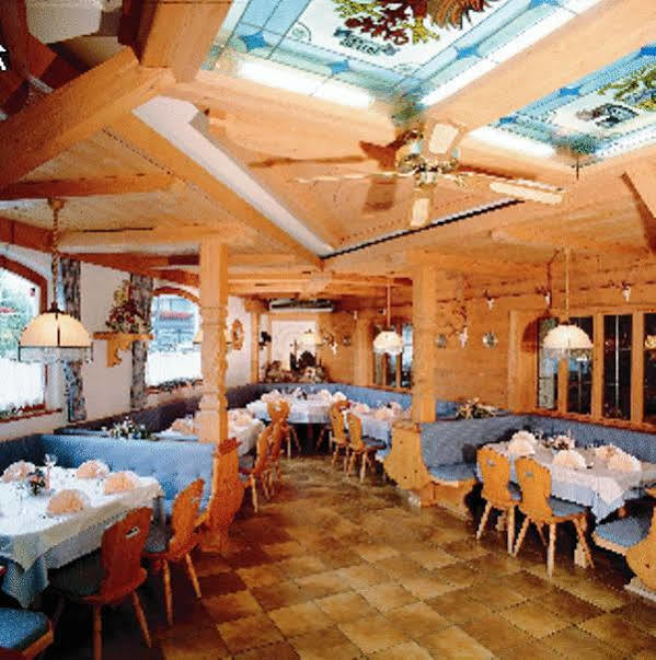 Hotel Restaurant Gradlwirt Niederndorf  المظهر الخارجي الصورة