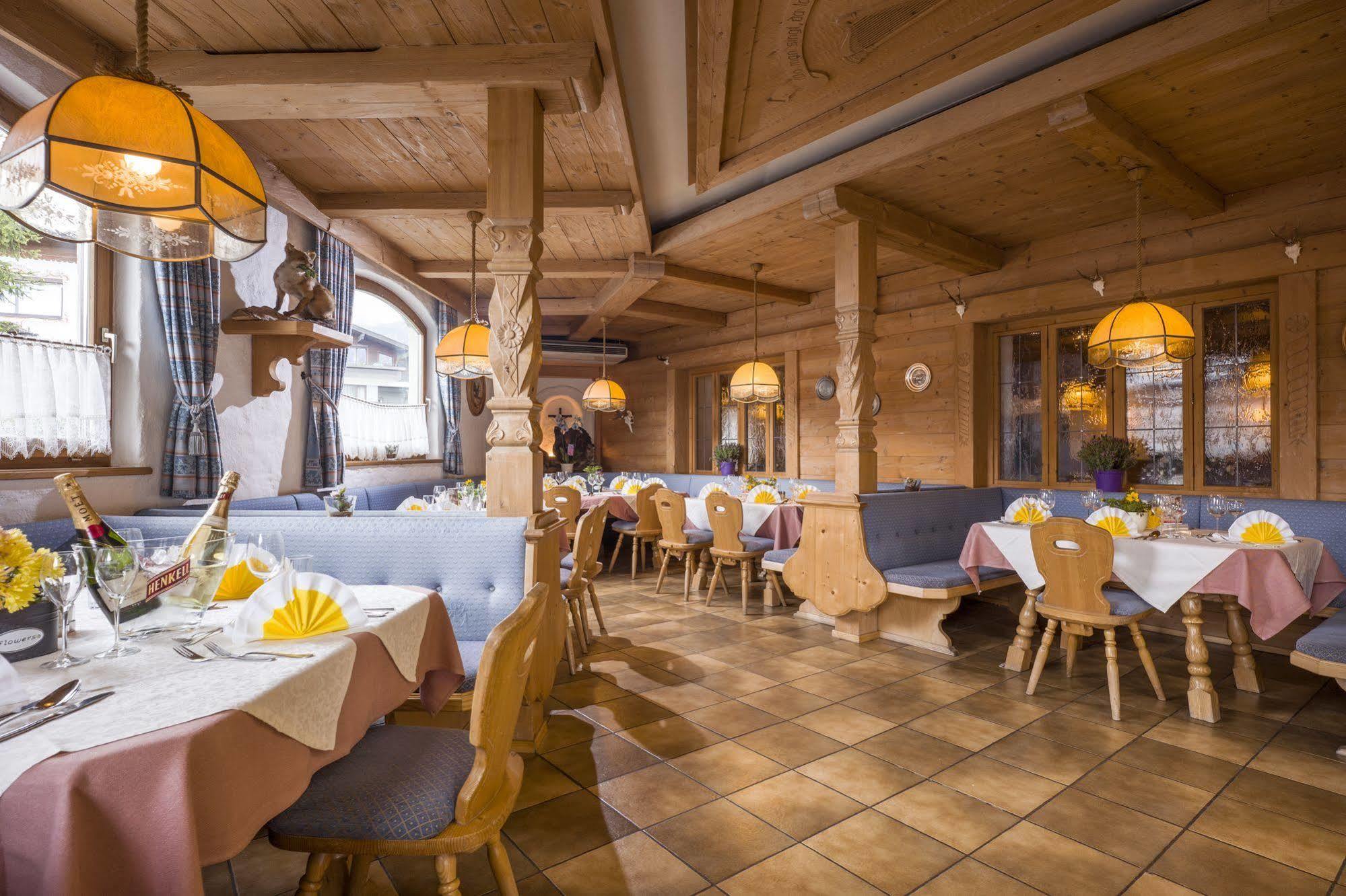 Hotel Restaurant Gradlwirt Niederndorf  المظهر الخارجي الصورة