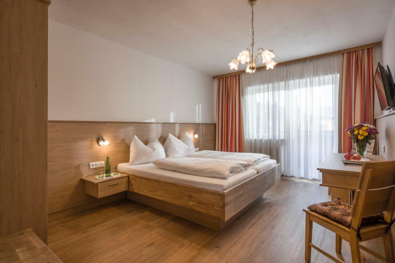 Hotel Restaurant Gradlwirt Niederndorf  المظهر الخارجي الصورة