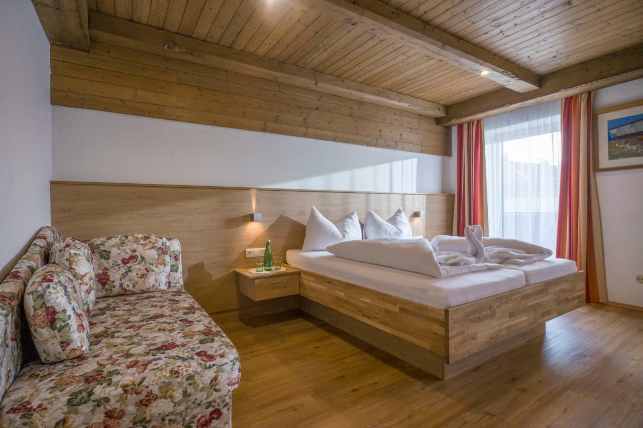 Hotel Restaurant Gradlwirt Niederndorf  المظهر الخارجي الصورة